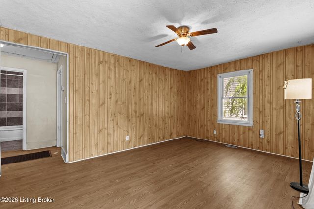 3431 Glendale Ave, Louisville, KY 40215