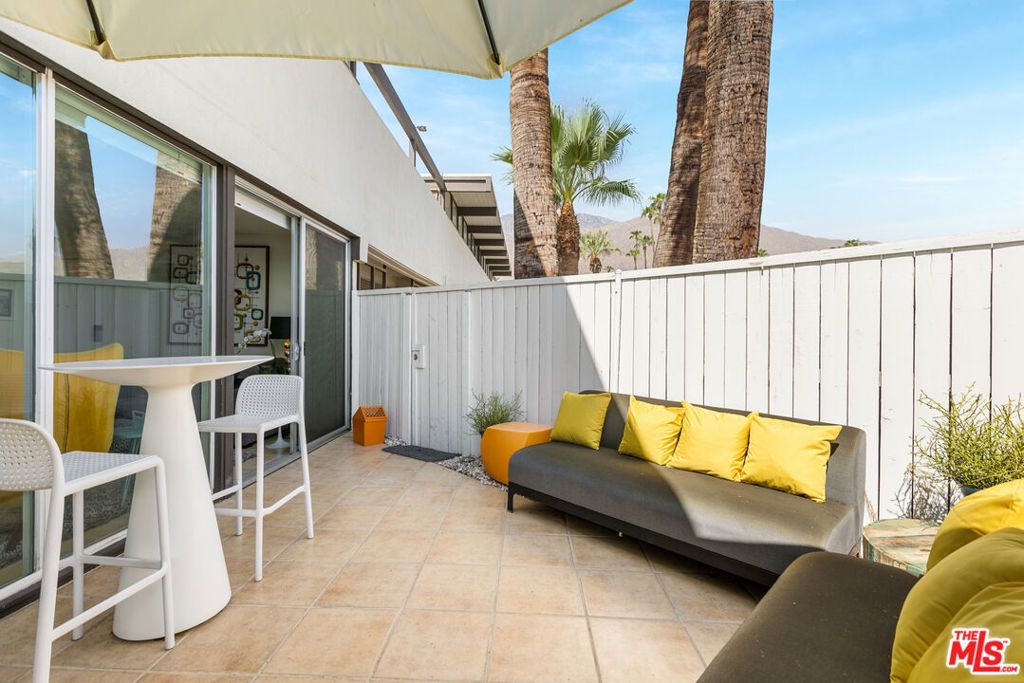 Image 19 of property listing at 1111 E Palm Canyon Drive 107, Palm Springs, CA 92264
