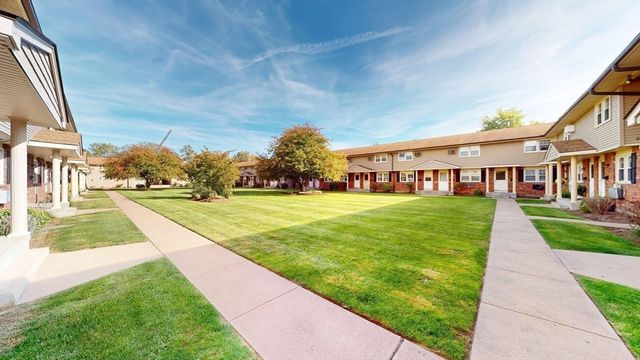 420 Main Street 71, Agawam, MA 01001