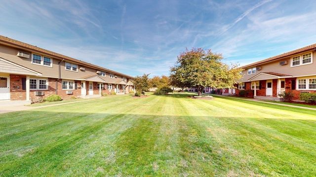 420 Main Street 71, Agawam, MA 01001