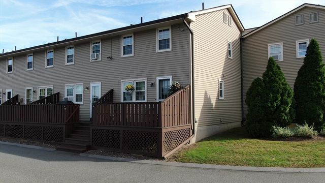 420 Main Street 71, Agawam, MA 01001