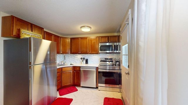 420 Main Street 71, Agawam, MA 01001