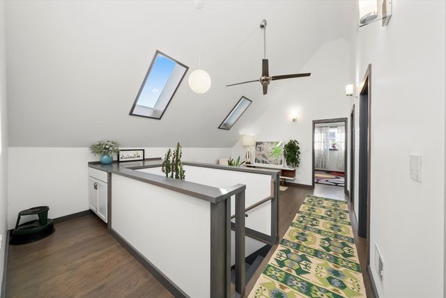 1529 N Harding Avenue, Chicago, IL 60651