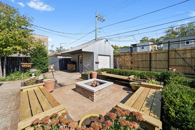 1529 N Harding Avenue, Chicago, IL 60651