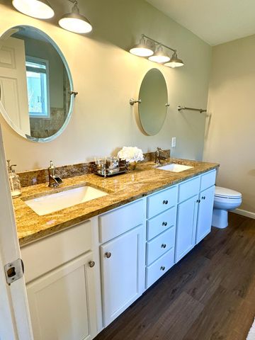 6940 Prairie Court S, Cottage Grove, MN 55016