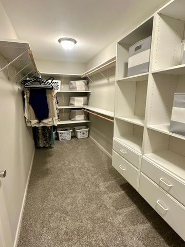 6940 Prairie Court S, Cottage Grove, MN 55016