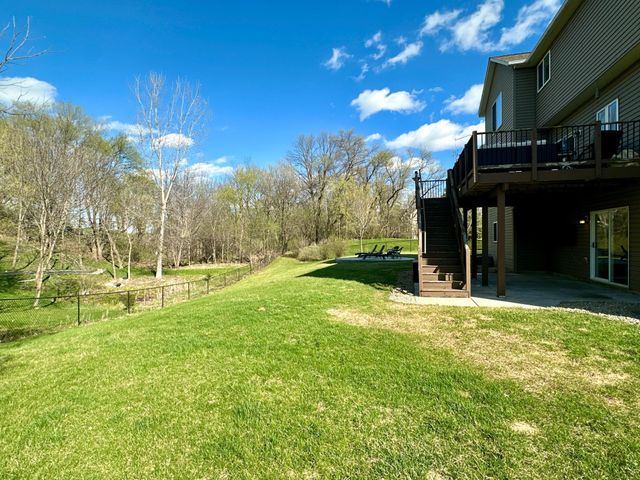 6940 Prairie Court S, Cottage Grove, MN 55016