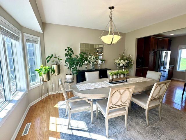 6940 Prairie Court S, Cottage Grove, MN 55016