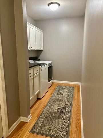 6940 Prairie Court S, Cottage Grove, MN 55016