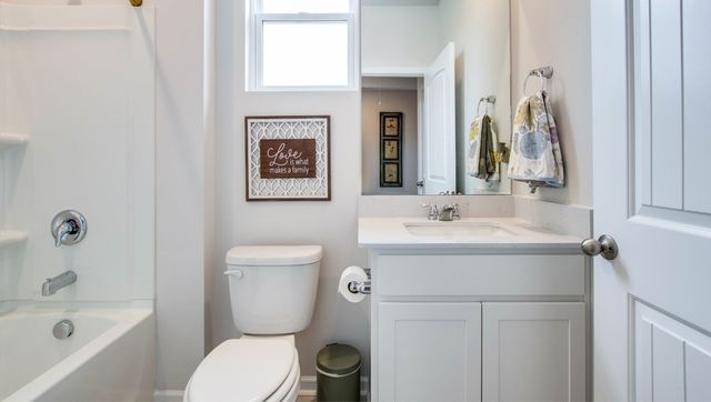 2207 Quinn Drive, White House, TN 37188