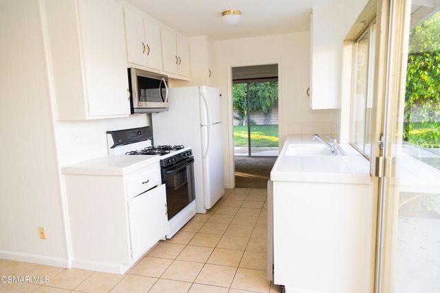 167 Walter Avenue, Newbury Park, CA 91320