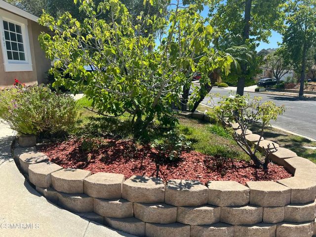 167 Walter Avenue, Newbury Park, CA 91320