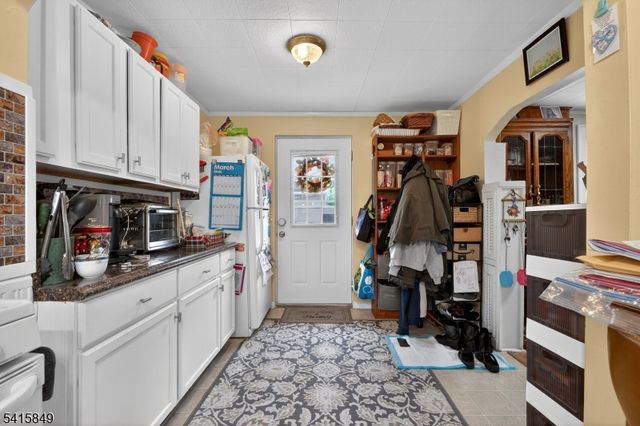 196 Girard Ave, Franklin Twp., NJ 08873