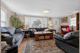 196 Girard Ave, Franklin Twp., NJ 08873