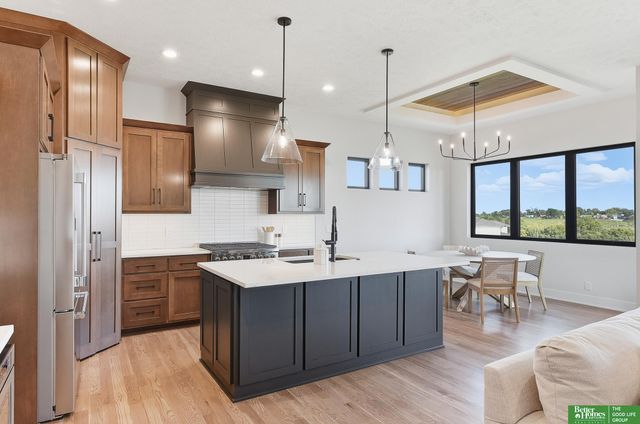 10955 S 102nd Street, Papillion, NE 68046