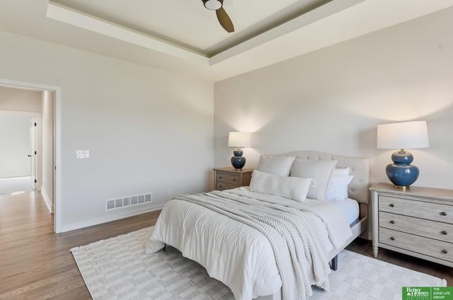 10955 S 102nd Street, Papillion, NE 68046