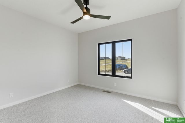 10955 S 102nd Street, Papillion, NE 68046