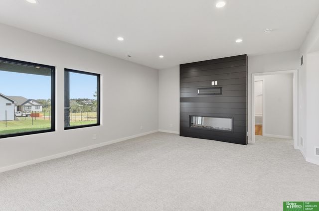 10955 S 102nd Street, Papillion, NE 68046