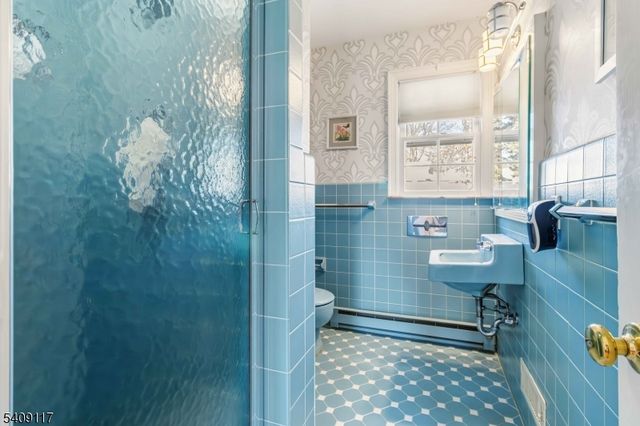 765 Marcellus Dr, Westfield Town, NJ 07090