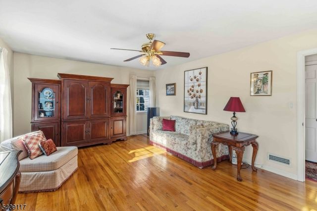 765 Marcellus Dr, Westfield Town, NJ 07090