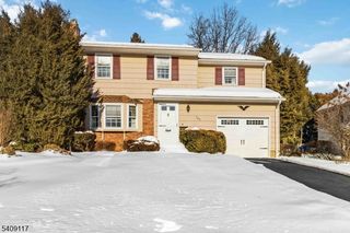 765 Marcellus Dr, Westfield Town, NJ 07090