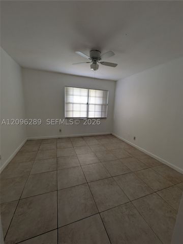 1326 SW 75th Ave, North Lauderdale, FL 33068