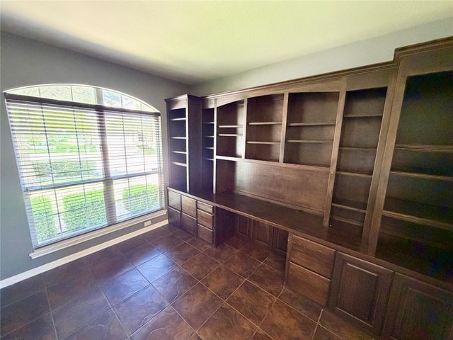 3713 Broadwinged Hawk CV, Austin, TX 78738