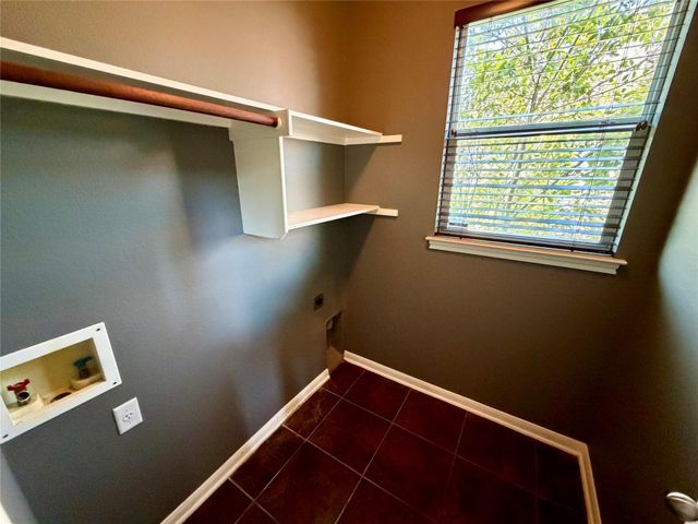 3713 Broadwinged Hawk CV, Austin, TX 78738