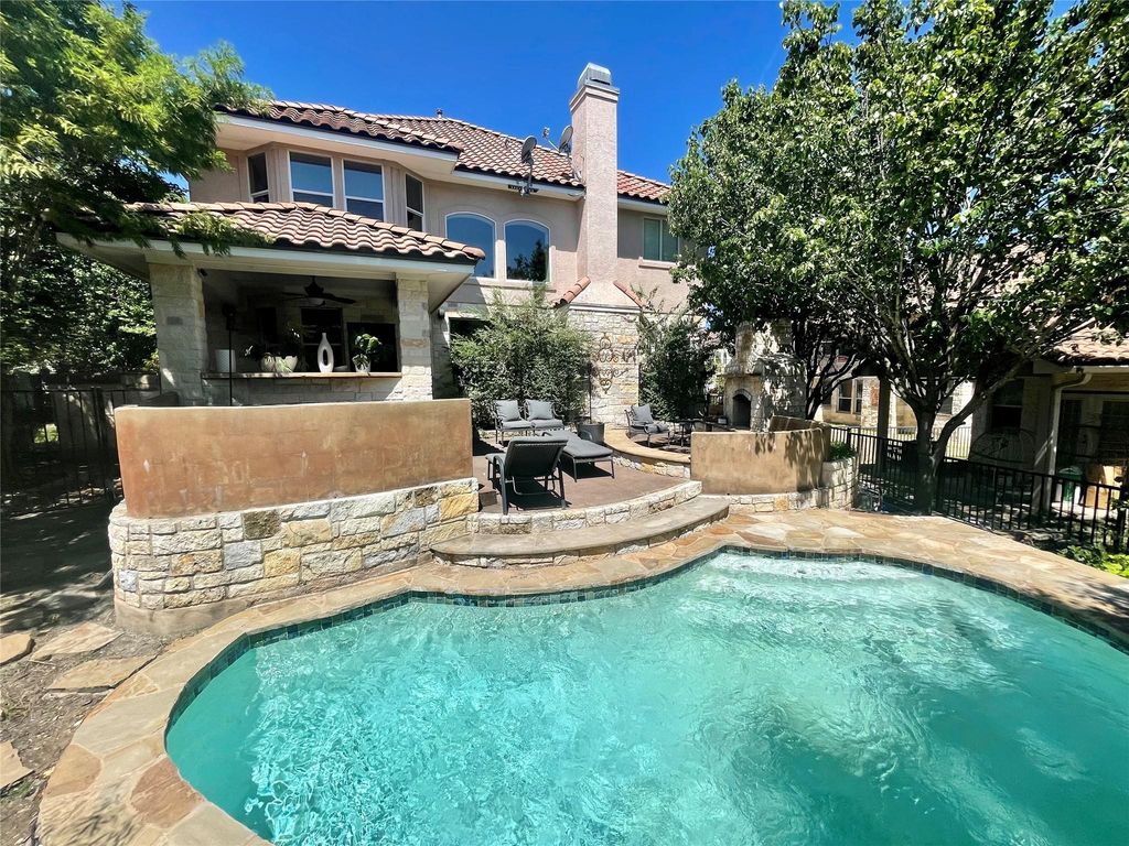 3713 Broadwinged Hawk CV, Austin, TX 78738