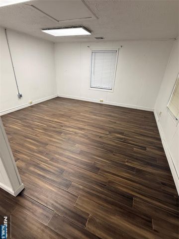 56 Central Avenue Upstairs, Ramsey, NJ 07446