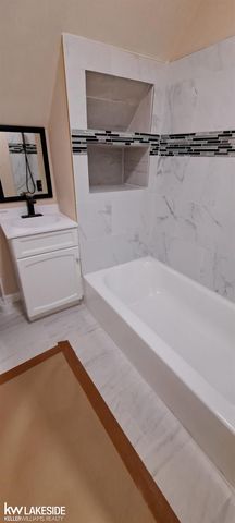 15 Michigan Street, Mount Clemens, MI 48043