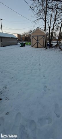 15 Michigan Street, Mount Clemens, MI 48043