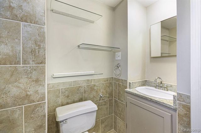 12065 Belmont Avenue, Warren, MI 48089