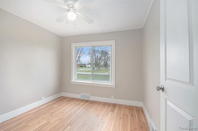 12065 Belmont Avenue, Warren, MI 48089