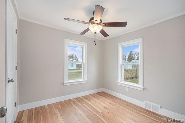 12065 Belmont Avenue, Warren, MI 48089