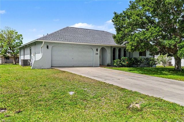 610 Retunda PKWY W, Cape Coral, FL 33904