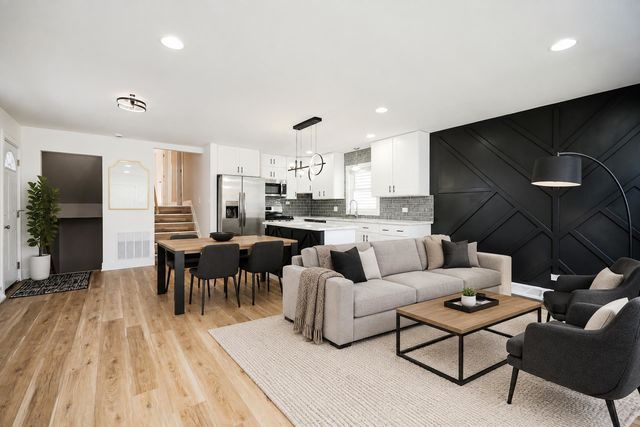 1005 W 103rd Street, Chicago, IL 60643