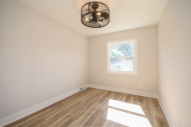 1005 W 103rd Street, Chicago, IL 60643