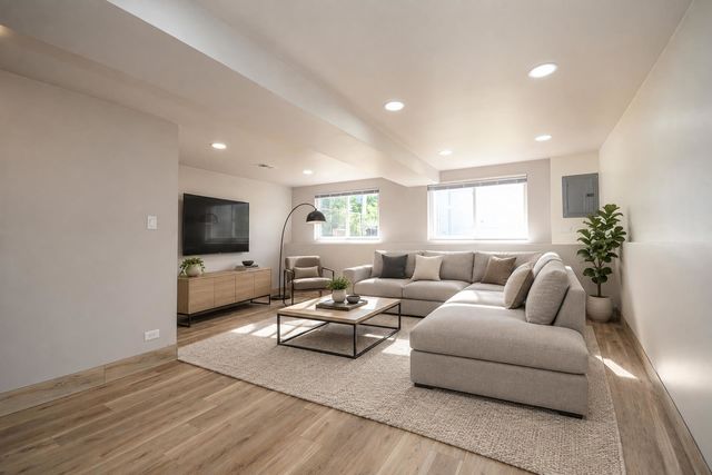 1005 W 103rd Street, Chicago, IL 60643