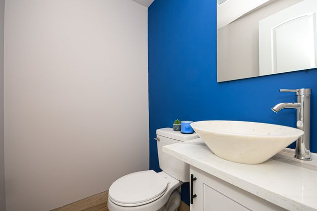 1005 W 103rd Street, Chicago, IL 60643