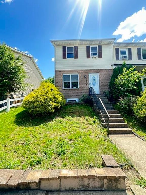 2858 Klein Street, Allentown City, PA 18103