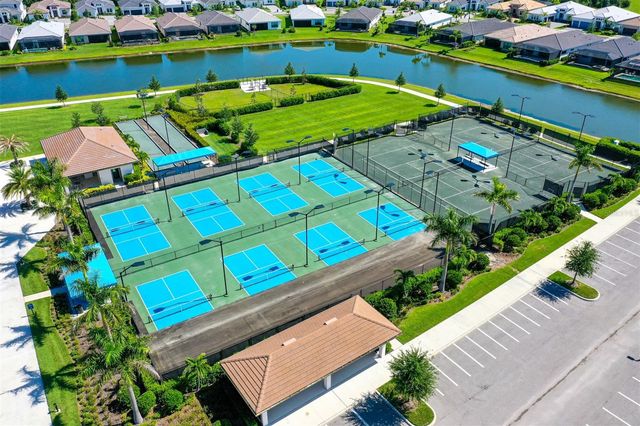 4921 SURFSIDE CIRCLE, Bradenton, FL 34211