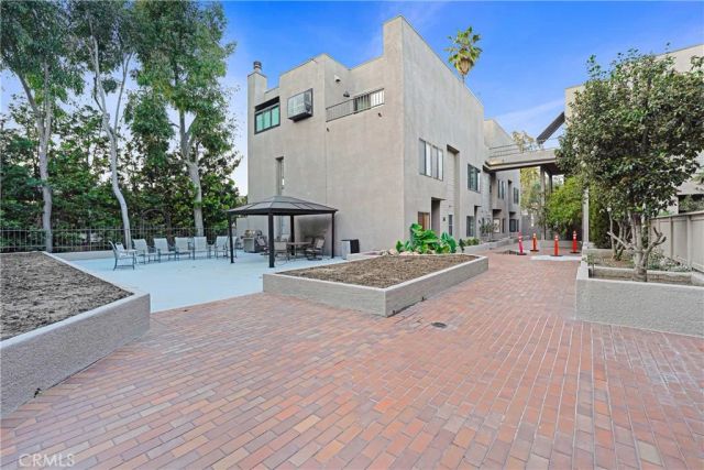 1310 E Orange Grove 103, Pasadena, CA 91104