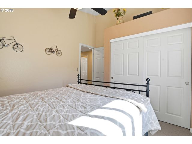 15068 HILTONHEAD Ct, Oregon City, OR 97045
