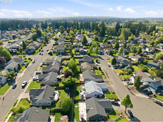 15068 HILTONHEAD Ct, Oregon City, OR 97045