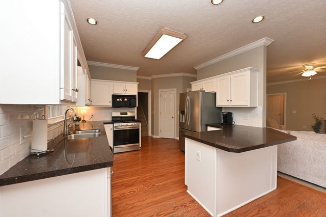 114 Wyncrest Way, Hendersonville, TN 37075