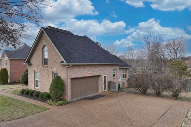 114 Wyncrest Way, Hendersonville, TN 37075
