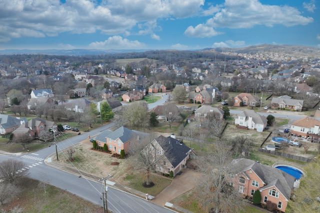 114 Wyncrest Way, Hendersonville, TN 37075