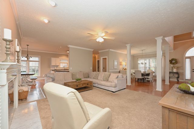 114 Wyncrest Way, Hendersonville, TN 37075