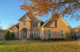 114 Wyncrest Way, Hendersonville, TN 37075
